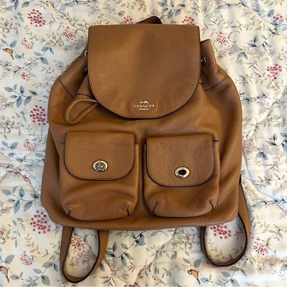 Coach Backpack 🤎